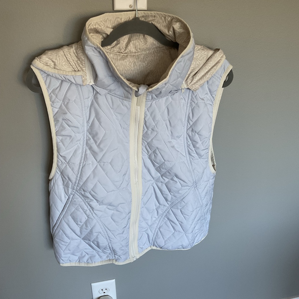 A Putnam Light Blue Quilted Jacket